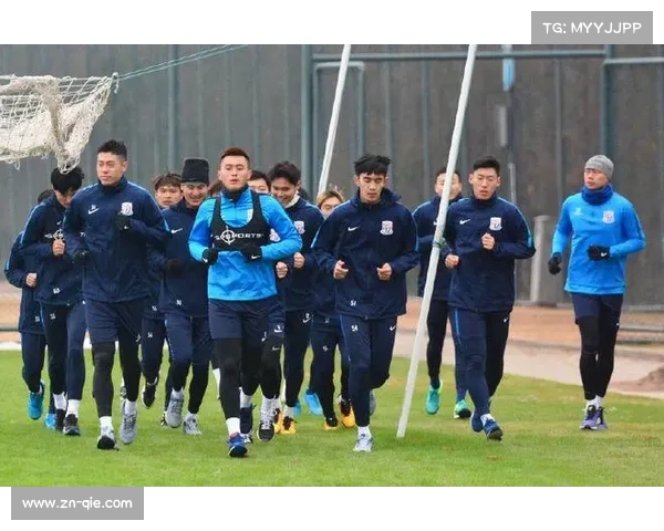 海港青训培养出新星，青年球员成功晋升一线队